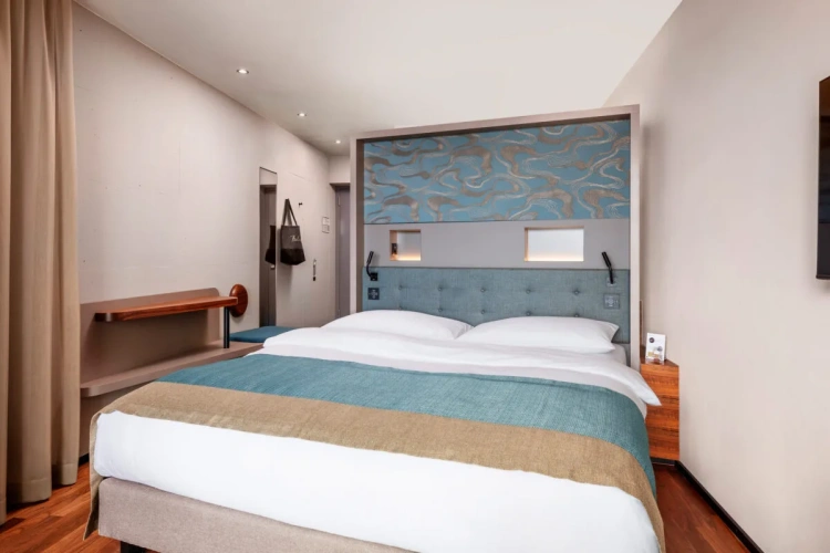 Lifestyle Double room with lake view