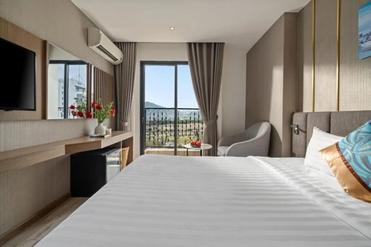 Deluxe Double room with balcony