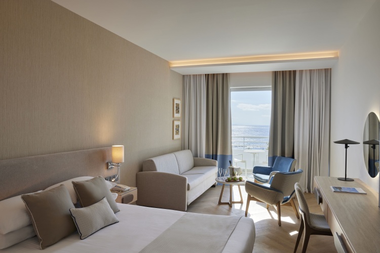 Superior Double room with sea view