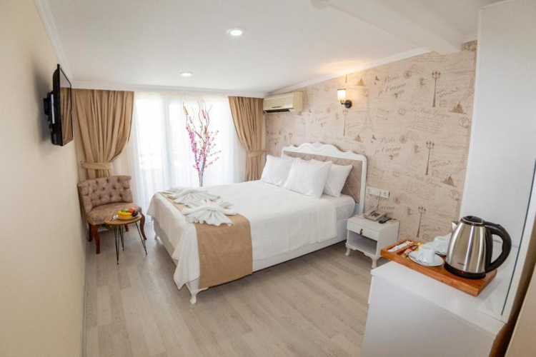Deluxe Double room with balcony