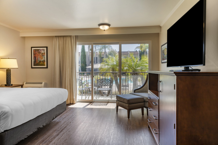 Best Western Plus Royal Oak Hotel photo 20