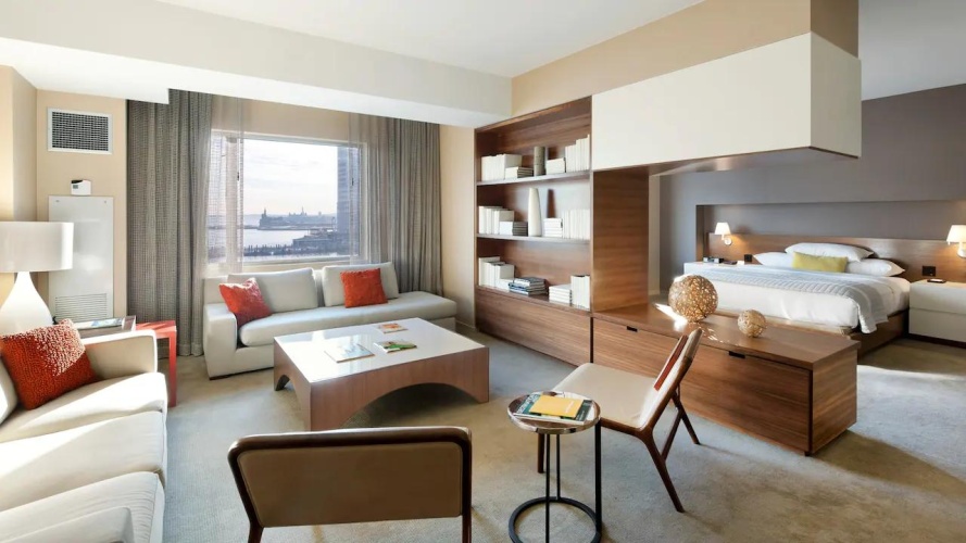 Ellis Double Suite