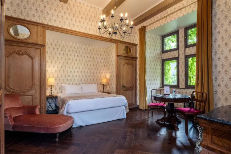 Le Chateau De Candie