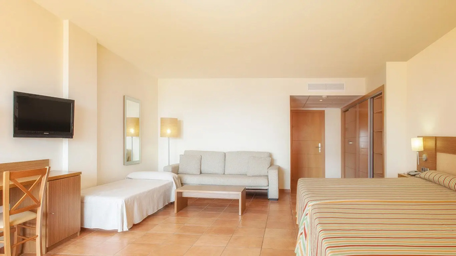 RH Casablanca & Suites Hotel
