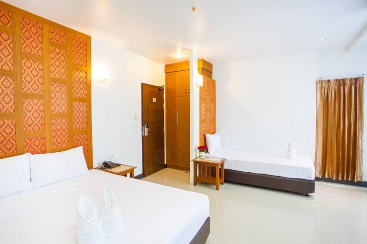 Deluxe Triple room