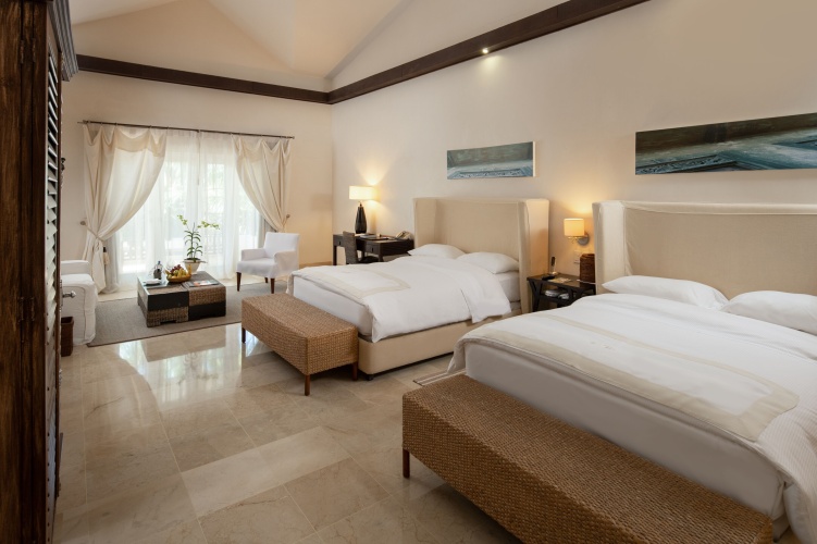 Superior Twin Junior Suite oceanfront