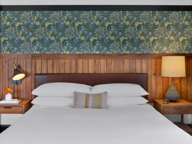 Revival Quadruple room