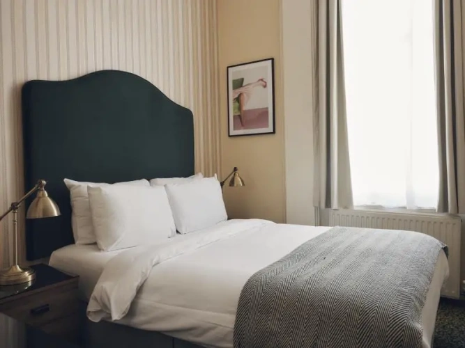 Small Double room
