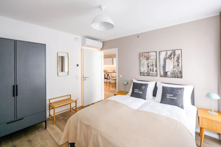 1 Bedroom LT Double Suite with balcony