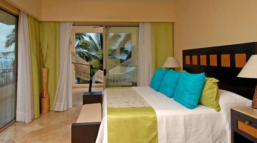 2 Bedrooms Suite