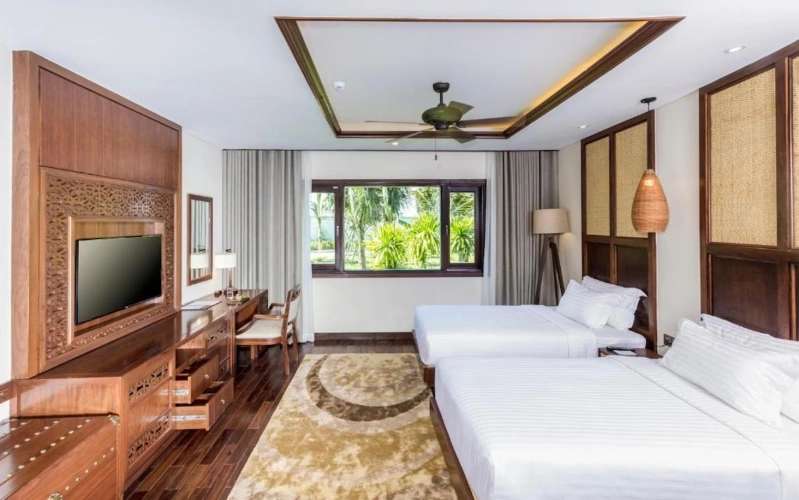 4 Bedrooms Garden Villa