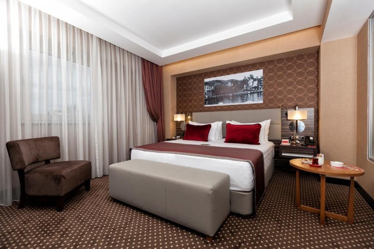 Senior Double Suite
