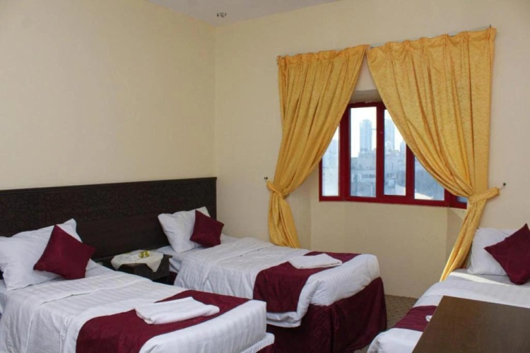 Triple room