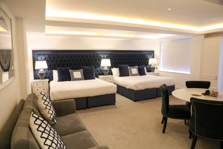Kensington Apartment