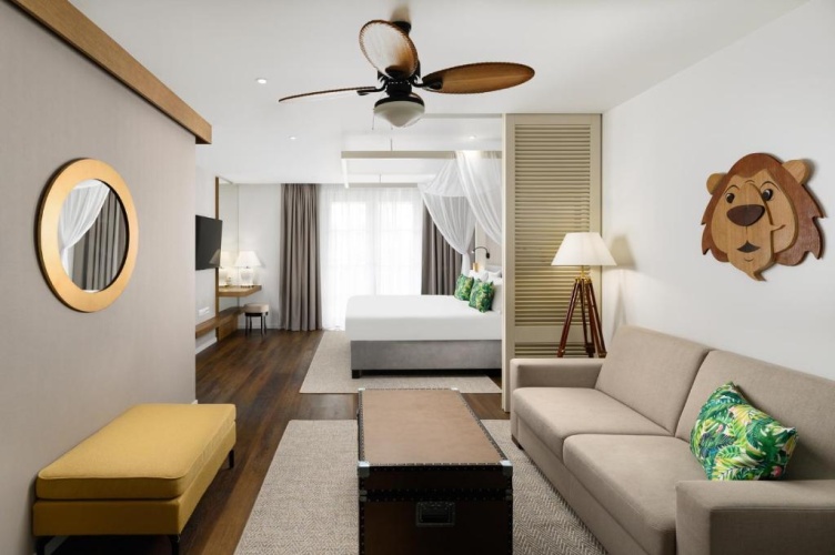 Junior Suite with lake view