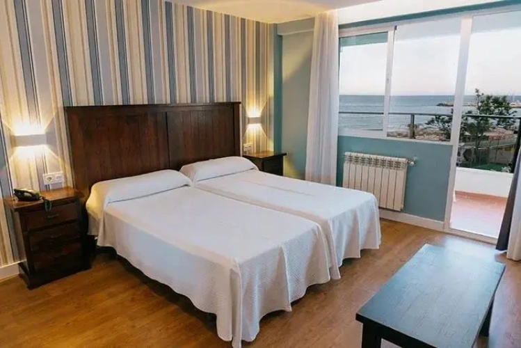 Twin room with view