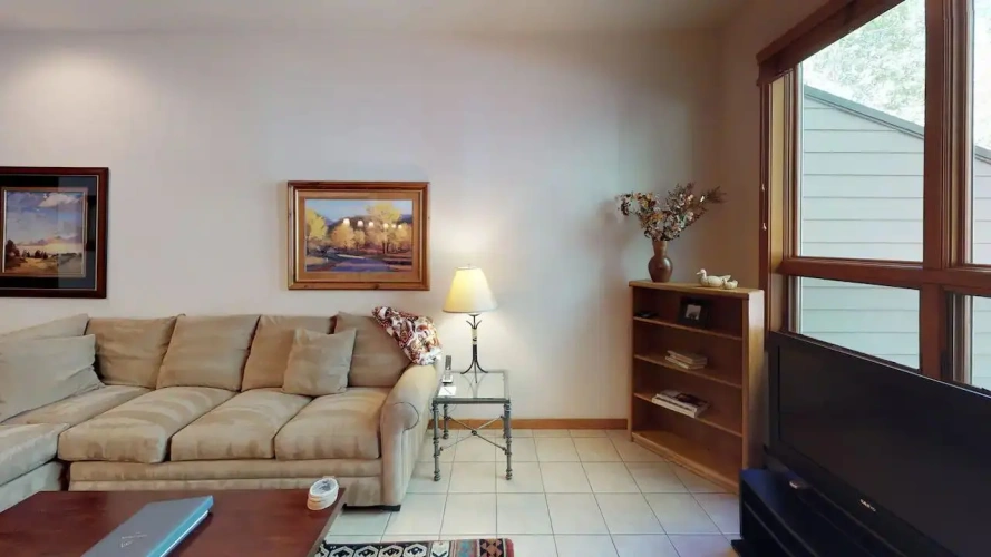 1 Bedroom Gold Condominium