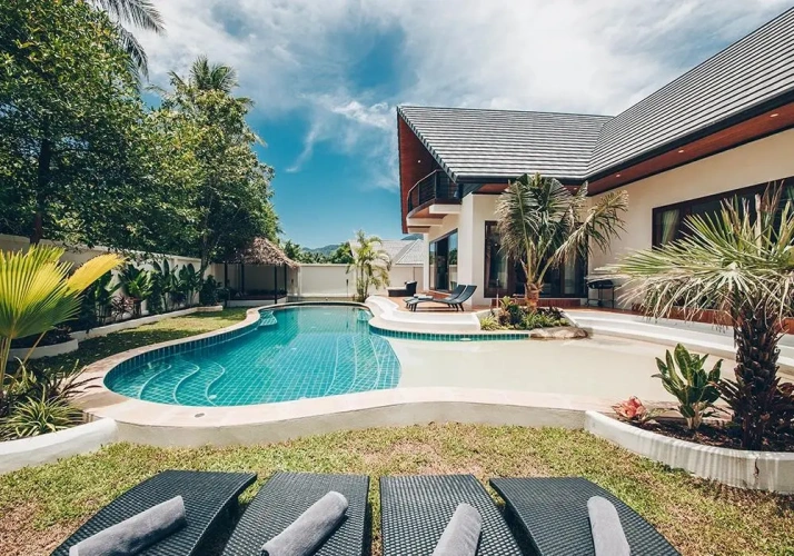 Lagoon Pool Villa