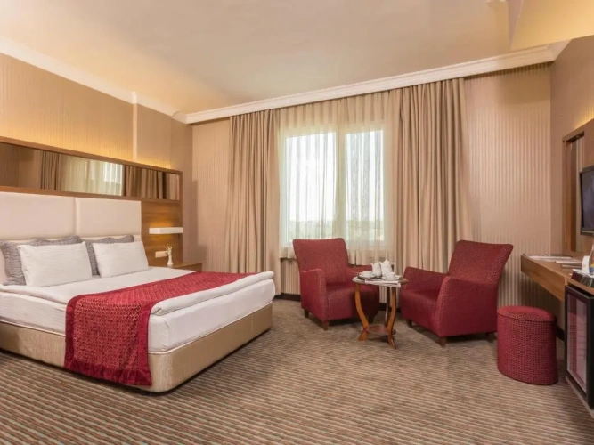 Quadruple Family Suite