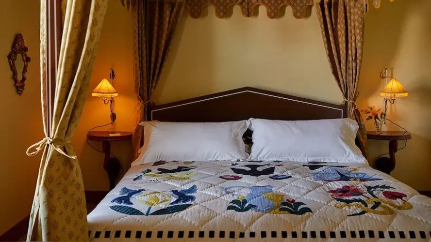 The Tomorrow Double Suite