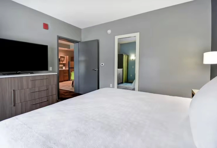 Accessible Double Suite