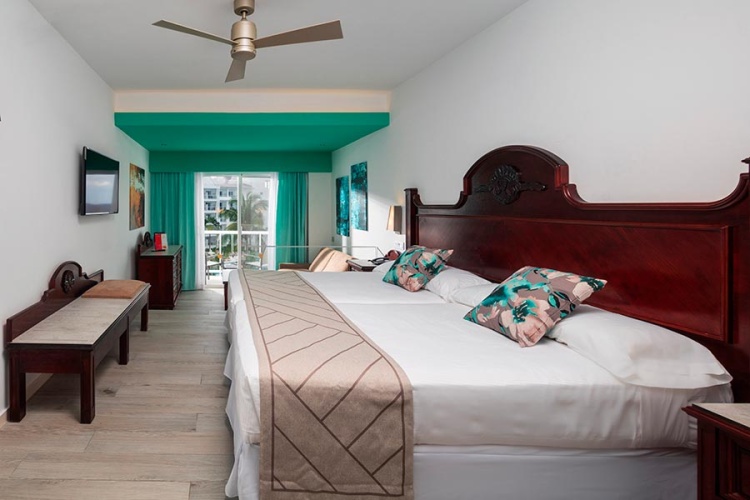 Double Junior Suite with garden view