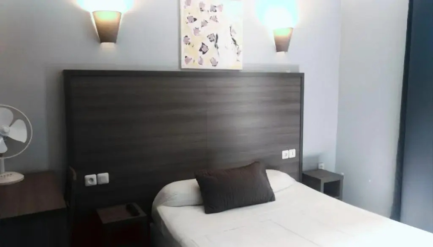 Hôtel Du Globe 18