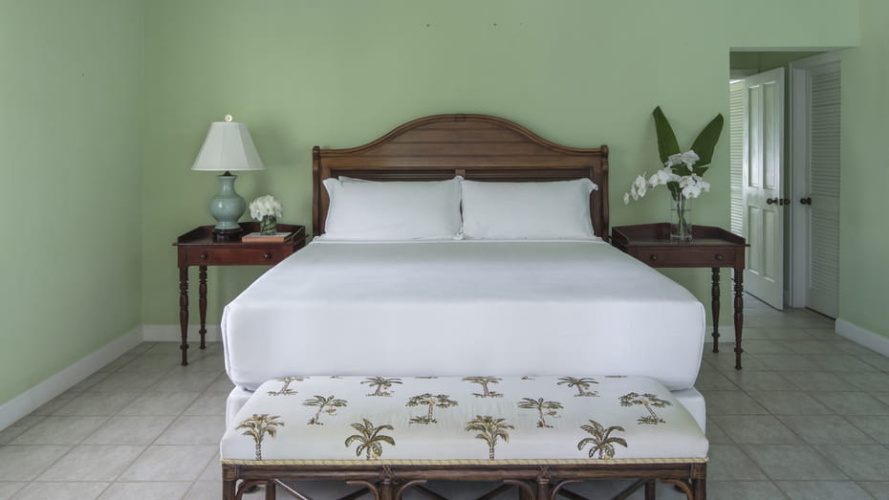 2 Bedrooms Palm Grove Residence