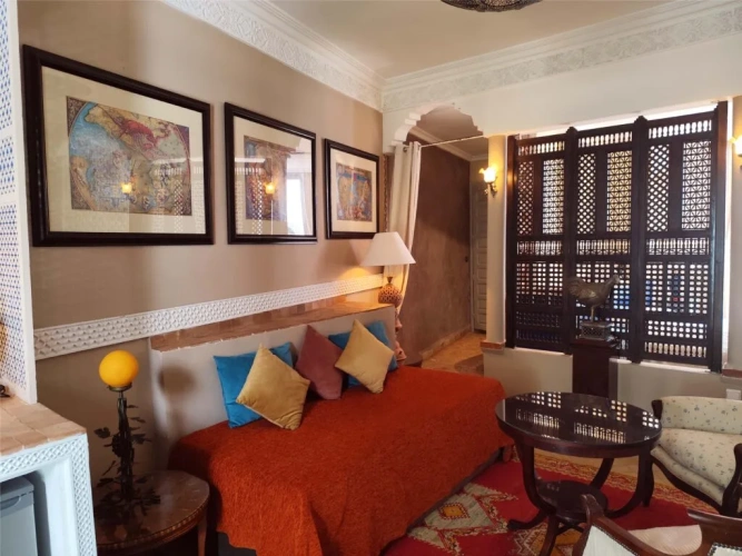 Superior Salmia Suite