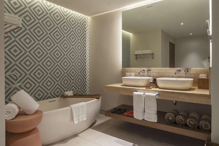 Hilton Cancun Mar Caribe All-Inclusive Resort photo 12