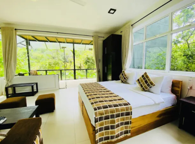 Garden Family Suite with mountain view