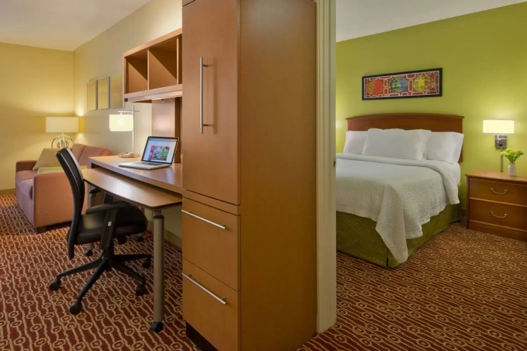 2 Bedrooms Suite