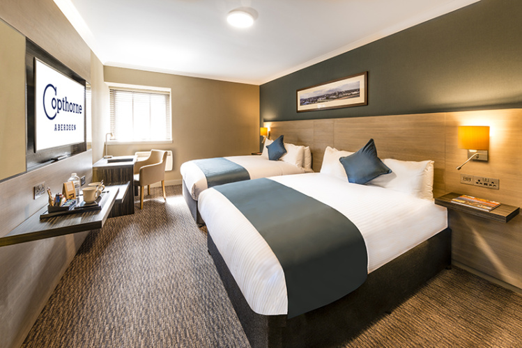 Club Twin room