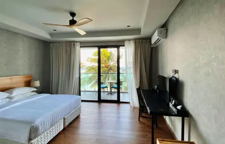 Double room with ocean view