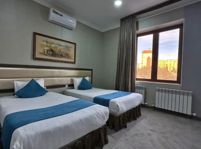 Double Suite