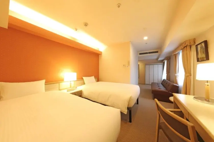 Corner Twin room
