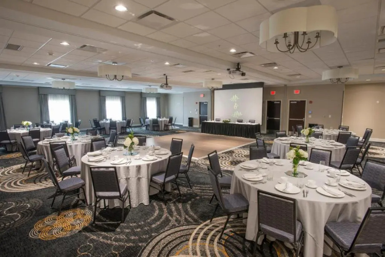 Holiday Inn Hotel & Suites Cincinnati Downtown photo 34