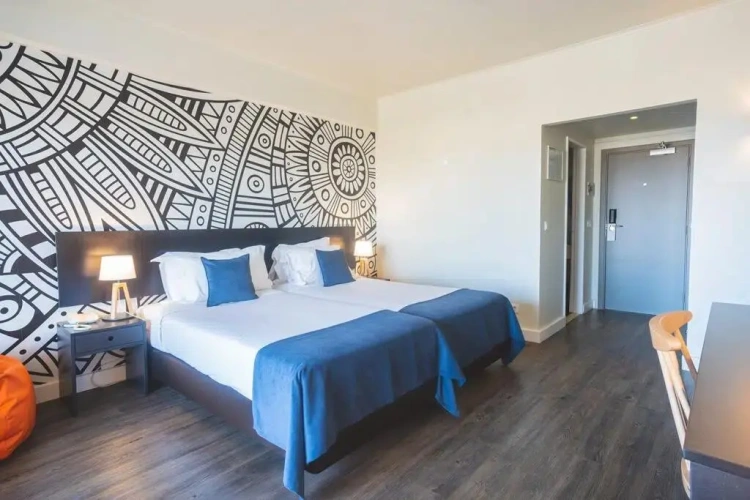 Twin room with Dune View