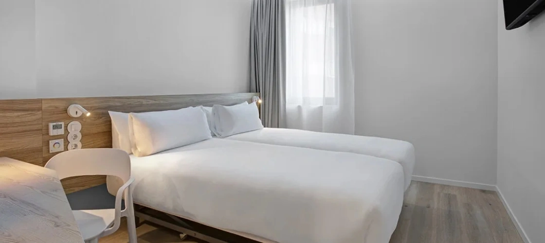 Twin room
