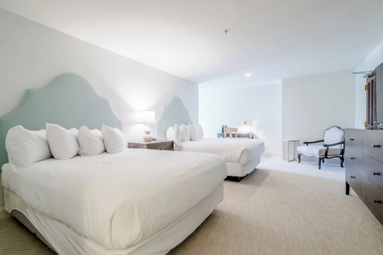 Premium Quadruple room