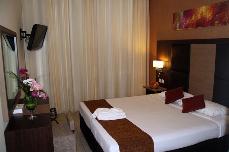1 Bedroom Double Suite