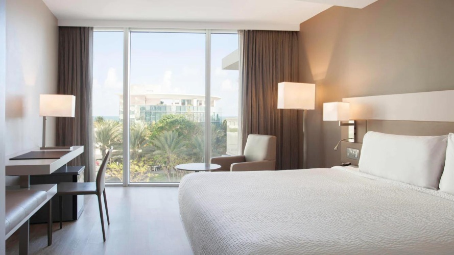 Double room with ocean view