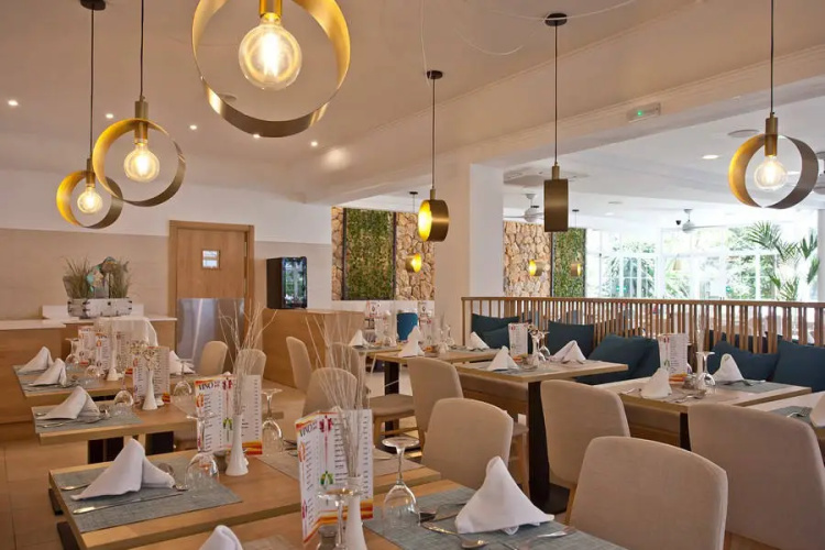Bahia De Alcudia Hotel & Spa photo 13
