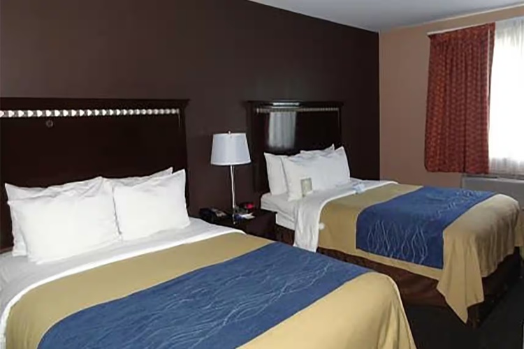 Deluxe Quadruple room