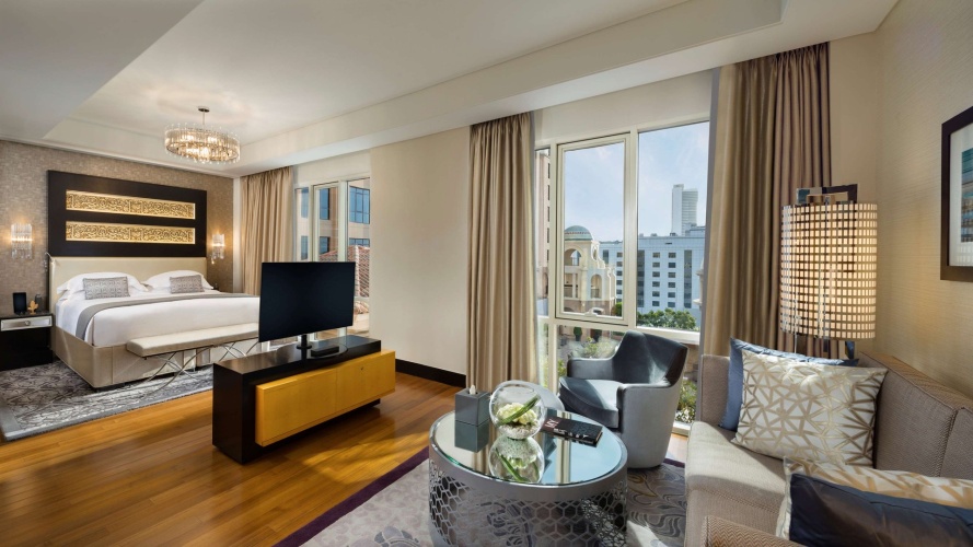 Corner Double Suite
