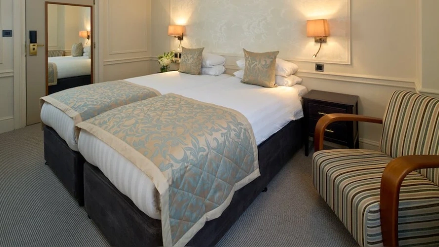 Superior Twin room