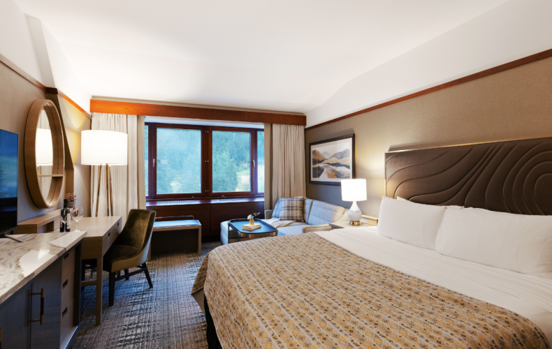 Signature Double Suite