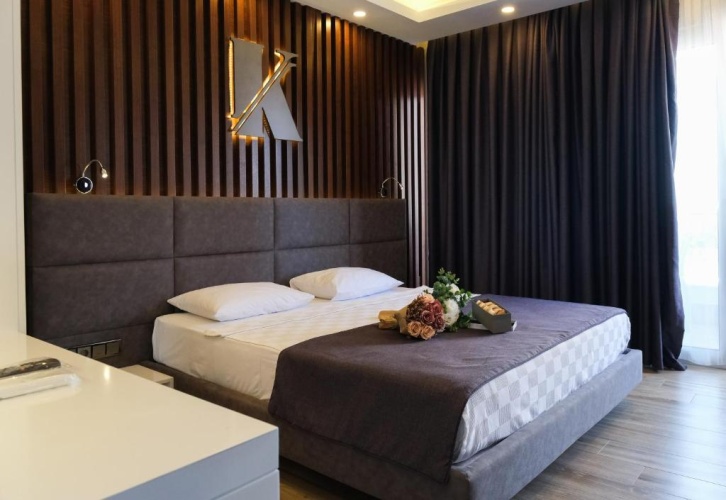 Deluxe Family room