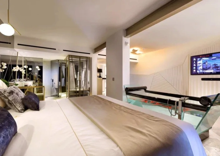 Double Suite
