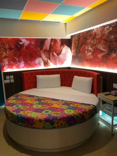 Couple Circle Bed Double room